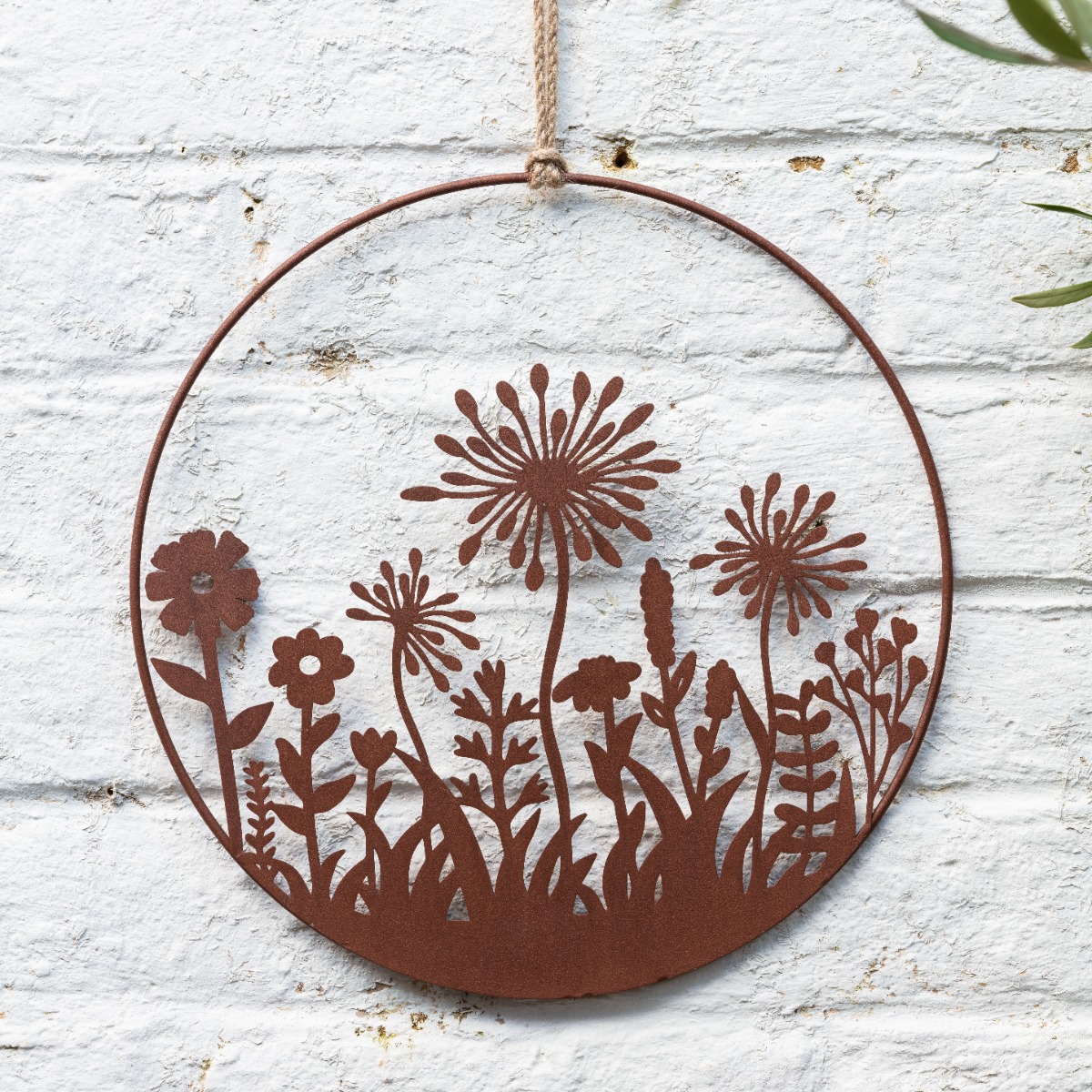 An image of Round Wall Ornament Wild Flowers