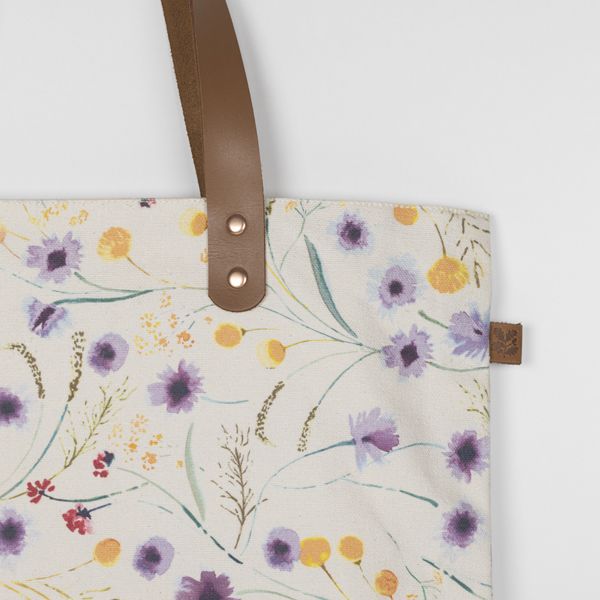 Packers Dahlia Floral Daily Grind Tote Bag