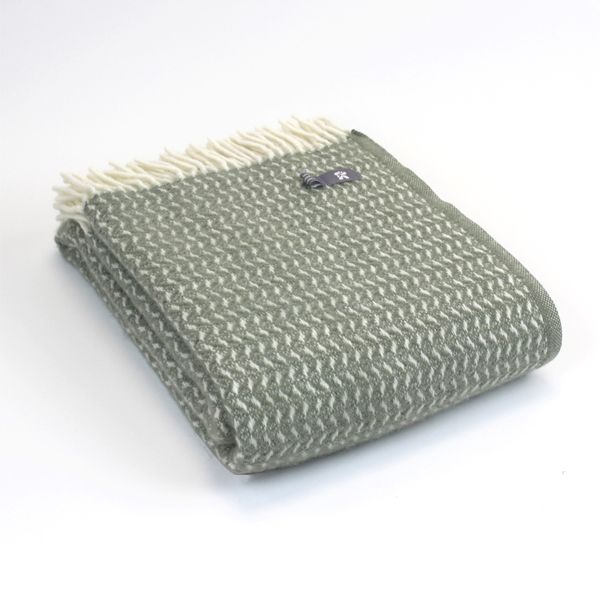 National Trust Pure New Wool Throw Leaf Weave Sage