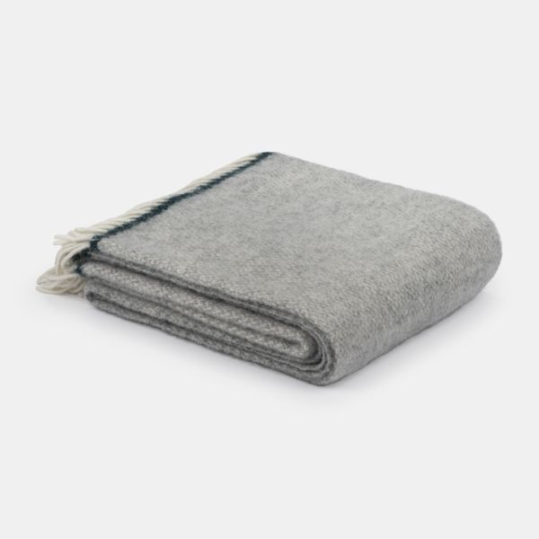 National Trust Illusion Grey, Green Edge Throw