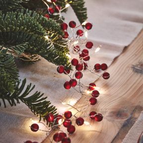 Red Berry Light Garland