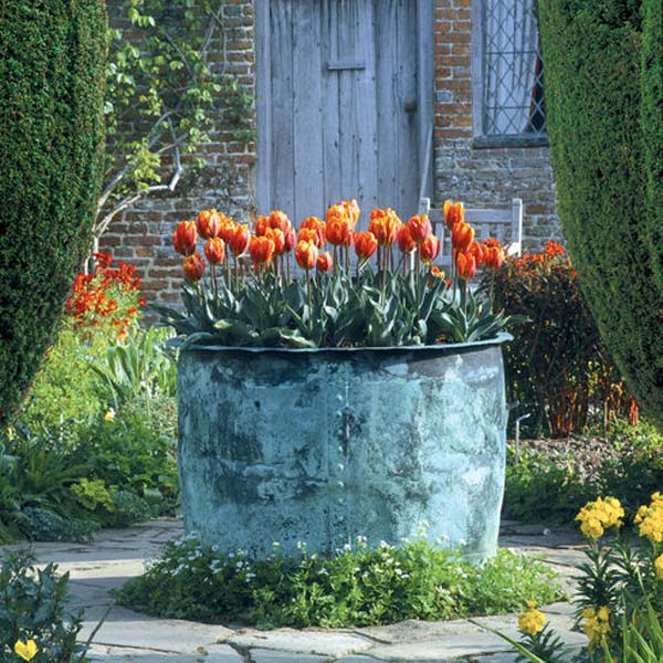 An image of Sissinghurst Castle Garden Copper Planter (77cm x 94cm)